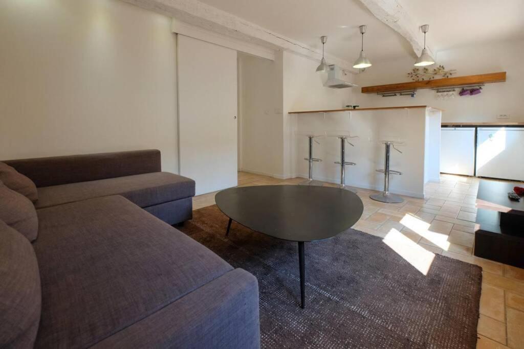 Appartement Centre Ville St Maxime, Plage A Pied Сент-Максім Екстер'єр фото