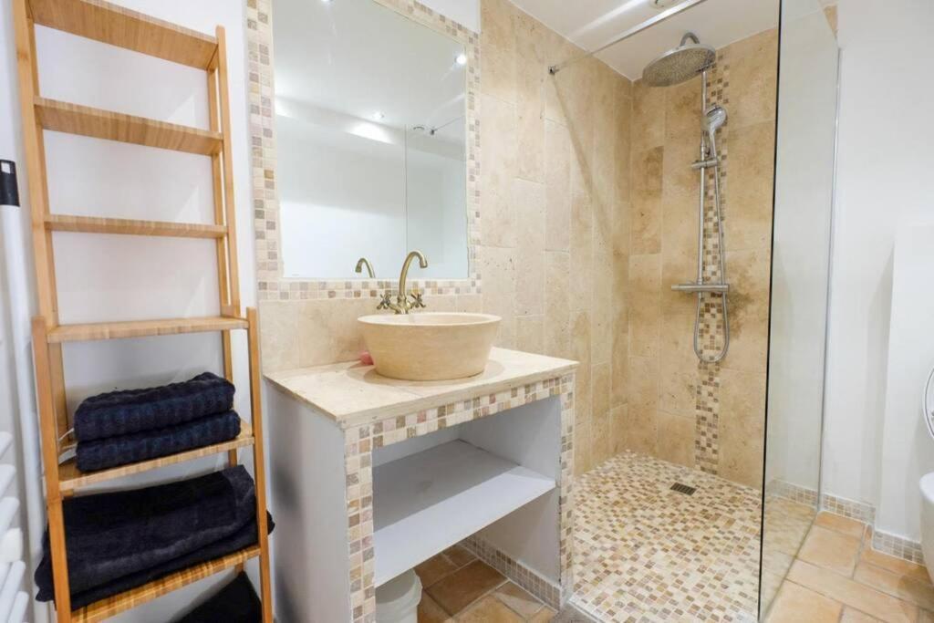 Appartement Centre Ville St Maxime, Plage A Pied Сент-Максім Екстер'єр фото