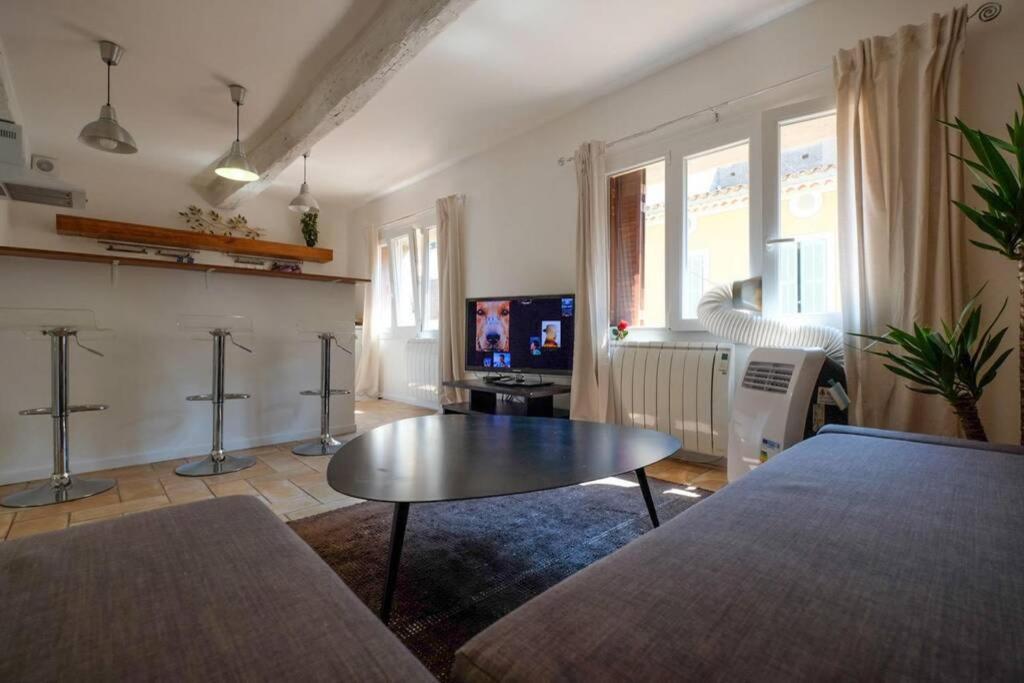 Appartement Centre Ville St Maxime, Plage A Pied Сент-Максім Екстер'єр фото